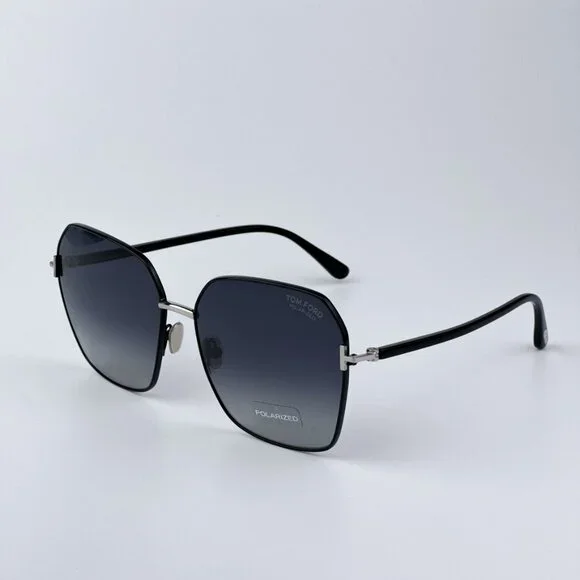 Tom Ford Women Black Gradient Polarized BRAND NEW Sunglasses  display picture 3